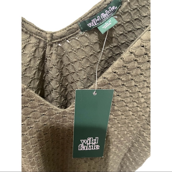 WILD FABLE NWT OLIVE GREEN TEXTURED V-NECK SNAP BUTTON BODYSUIT SIZE LARGE - Picture 5 of 13
